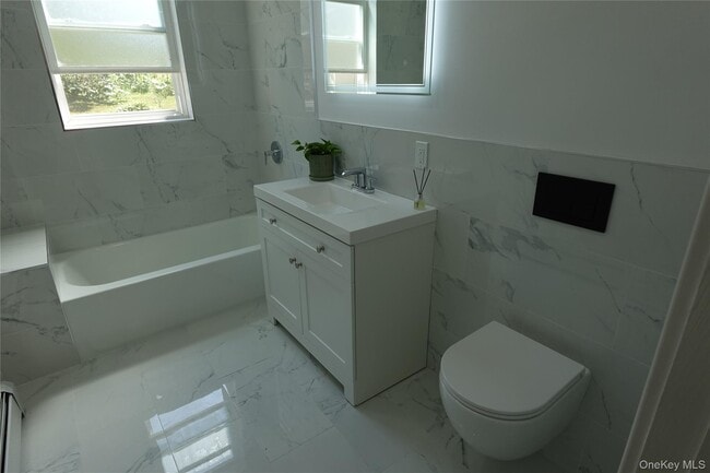 Building Photo - 47 Rich Ave