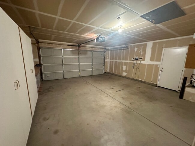 Building Photo - 1824 San Diego Cir