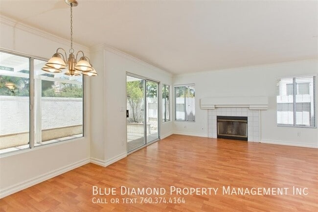 Building Photo - 801 Mosaic Cir