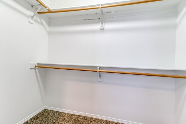 Building Photo - 20467 SW Rosemount St