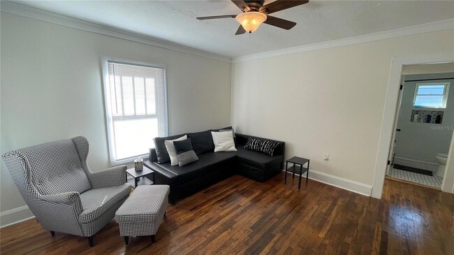 Building Photo - 3503 7th Ave W