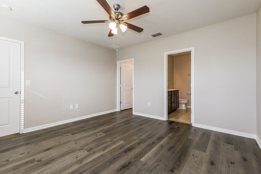 Building Photo - 913 Coastal Hammock Ave