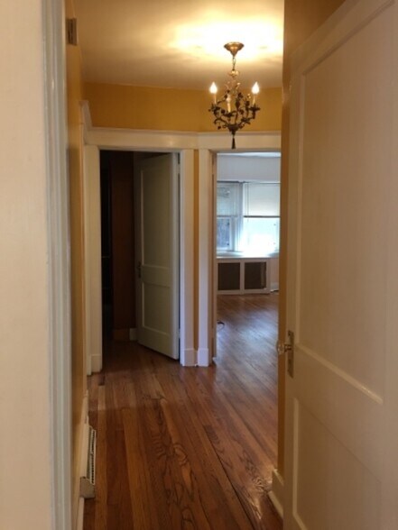 Building Photo - 2279 Shady Ave