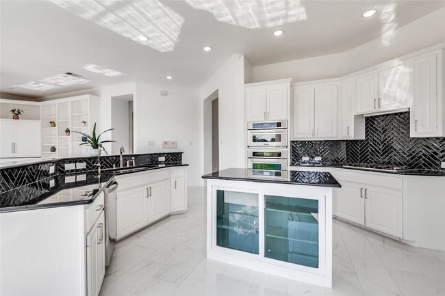 Building Photo - 7417 Marigold Dr