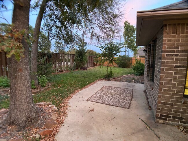 Building Photo - 13510 Wintercrest Dr