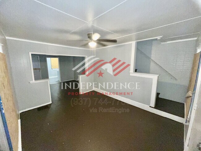 Building Photo - 517 Mertland Ave