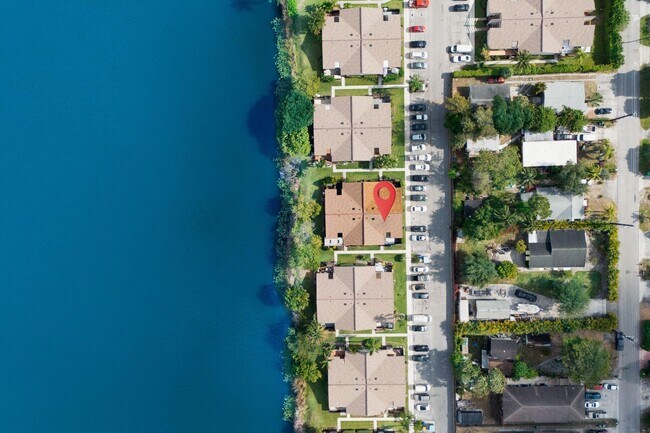 Building Photo - 3504 Waterview Cir