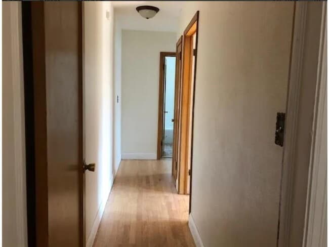 Building Photo - 316 W 64th St