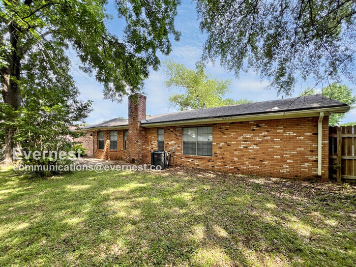 Building Photo - 5697 Tulip Tree Dr