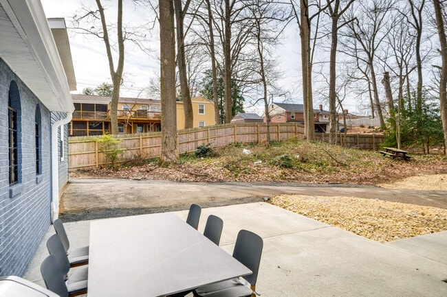 Building Photo - 5123 Boulder Dr