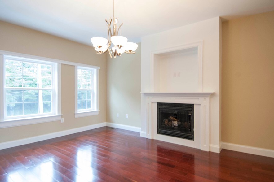 Building Photo - 6 Rockledge St