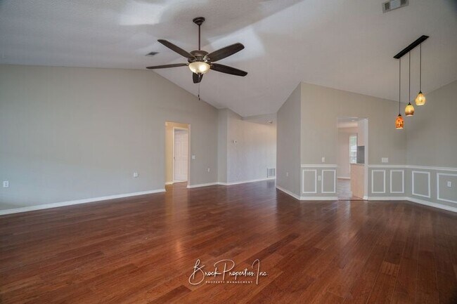 Building Photo - 5504 Shadow Grove Blvd
