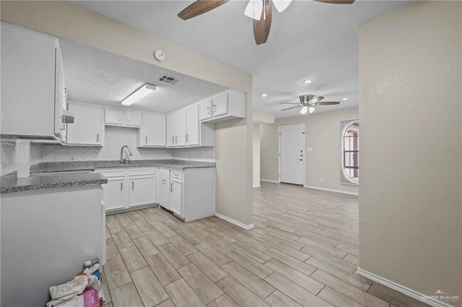 Building Photo - 3509 N 23rd Ln
