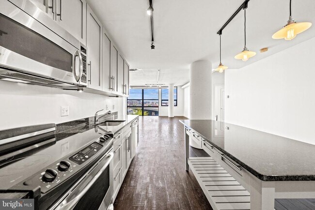 Building Photo - 2125 14th St NW