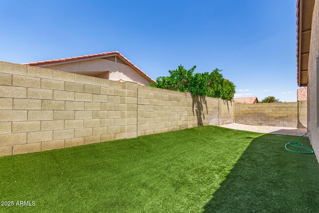 Building Photo - 4534 E Tanglewood Dr