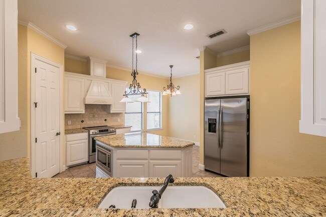 Building Photo - Coming Soon! 3 Bedroom Home in Aledo