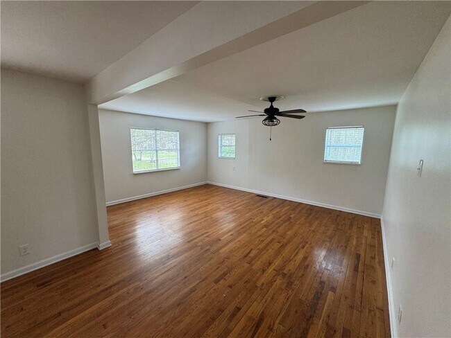 Building Photo - 276 Camp Glisson Rd