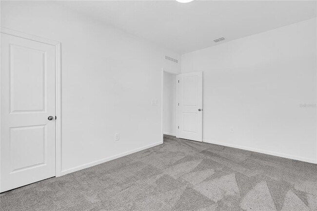 Building Photo - 294 Bogey Dr