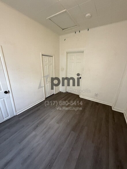 Building Photo - 1308 W 4th St