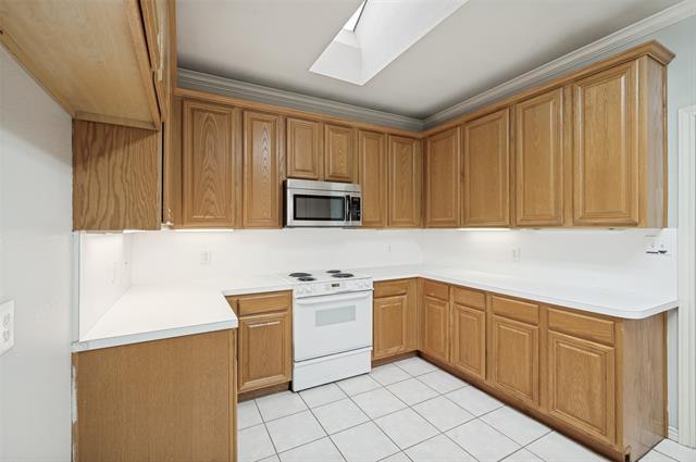 Building Photo - 1156 Bent Oaks Dr