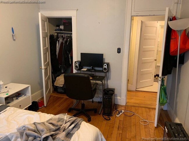 Building Photo - 230 South St