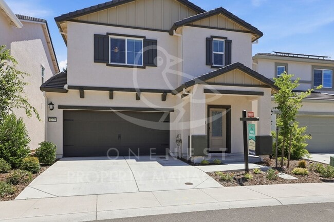 Building Photo - Practically Brand new | 3 bedroom 2.5 bathroom + loft