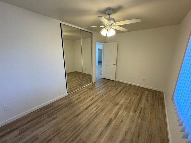 Building Photo - 3 bedroom - 2 bathroom