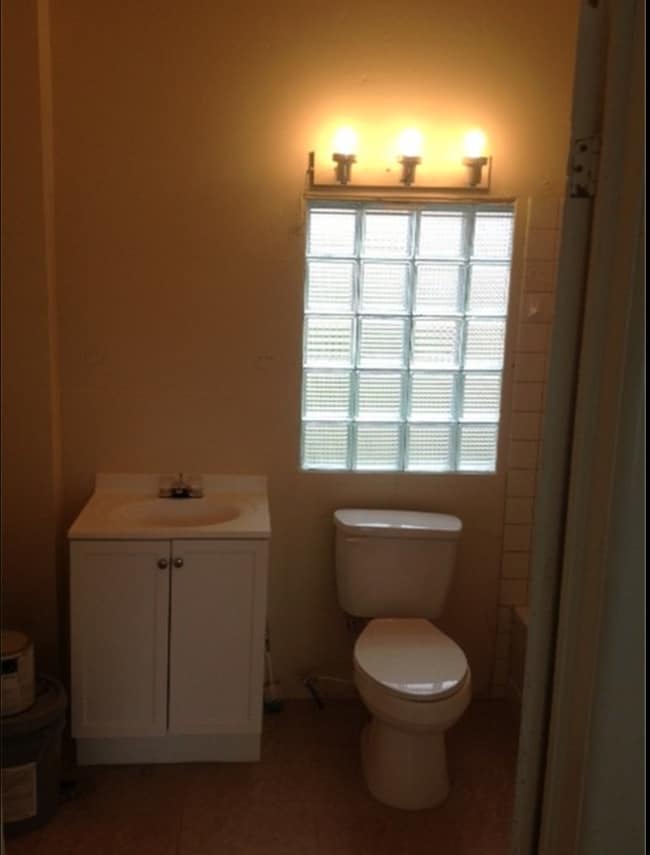 Building Photo - 540 23rd St