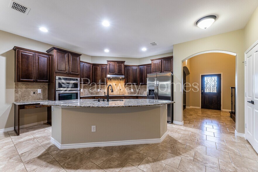 Building Photo - 119 Highwood Ave