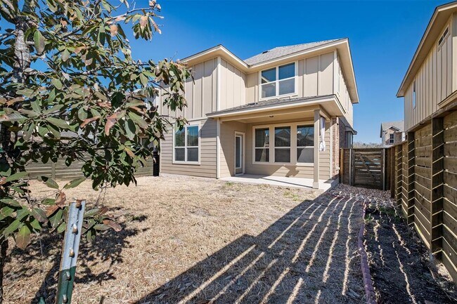 Building Photo - 3651 Sandy Brook Dr