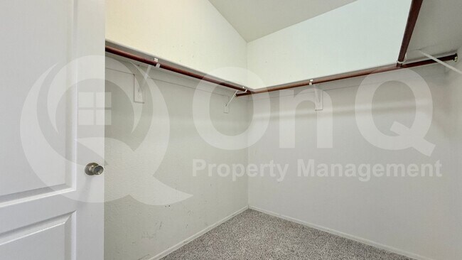 Building Photo - 824 S Saguaro Ridge Pl