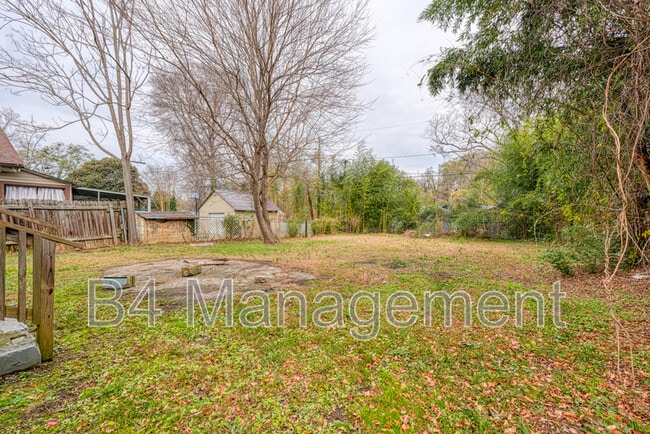 Building Photo - 781 Fulton Ave