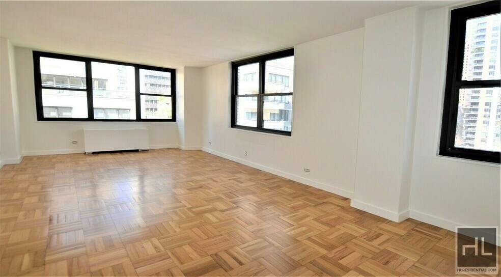 Primary Photo - EAST 49 STREET