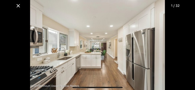 Building Photo - 68 Monroe Ave