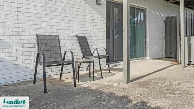 Building Photo - 7601 Carlton Arms Dr