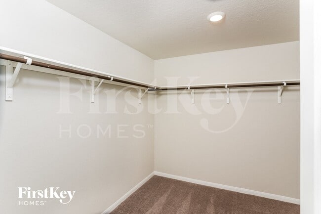 Building Photo - 14918 Bog Mill