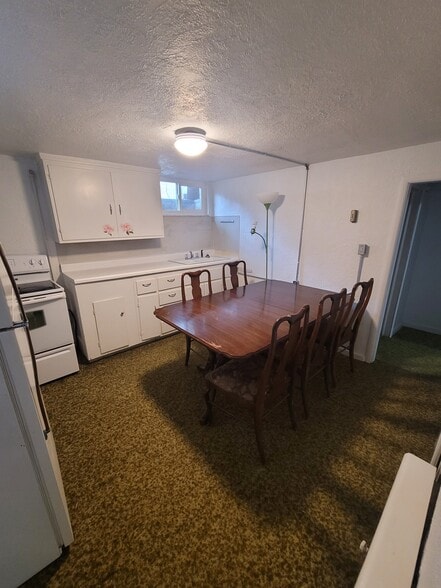 Building Photo - 481 S 100 E