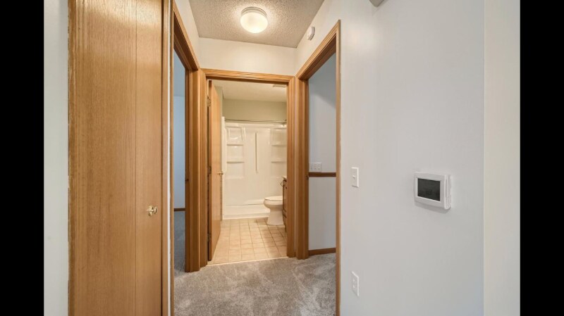 Building Photo - 9427 Prairieview Trail N