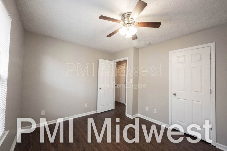 Building Photo - 1365 Mulberry St.