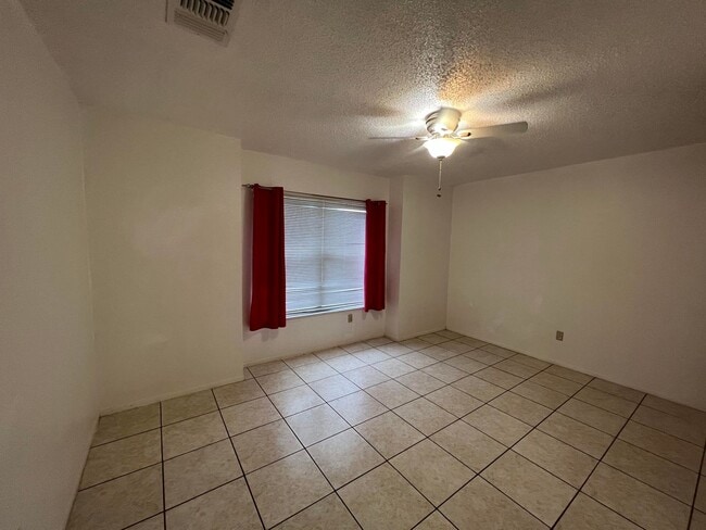 Building Photo - CUTE ONE STORY IN LONGS CREEK***3 BEDROOM ...