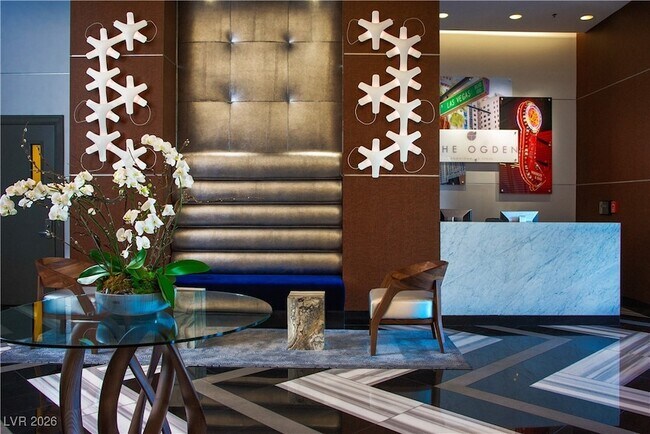 Building Photo - 150 Las Vegas Blvd N