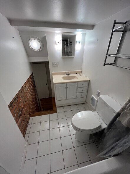 Bath 2 - 1 Brigham St