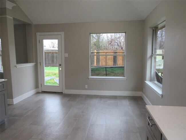 Building Photo - 2515 Old River Ln