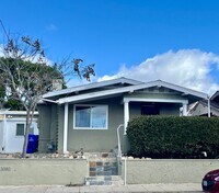 Building Photo - Charming Single Family Home