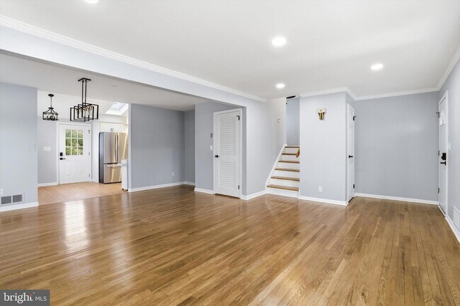 Building Photo - 2 Tekening Way