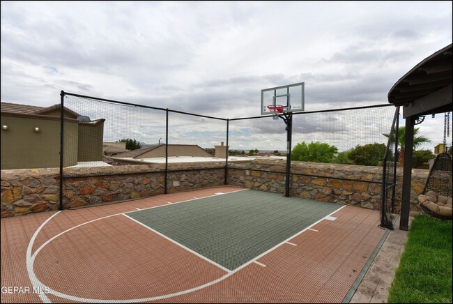 Building Photo - 6304 Franklin Trail Drive