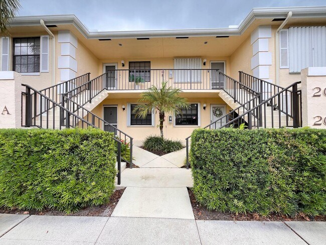 Primary Photo - 2061 Keystone Dr