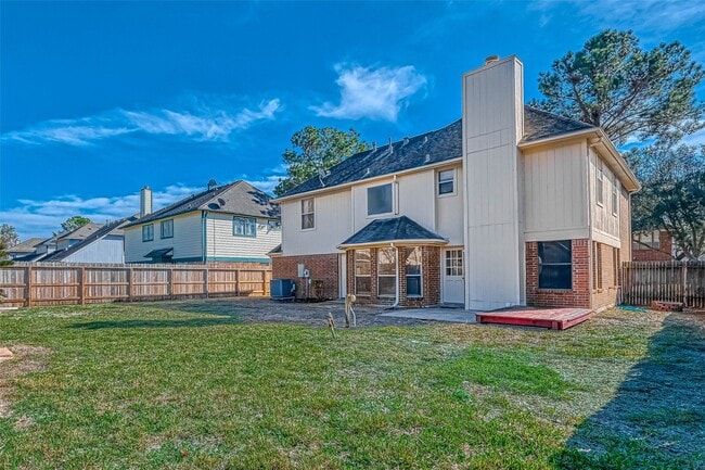 Building Photo - 13410 Lynnville Dr