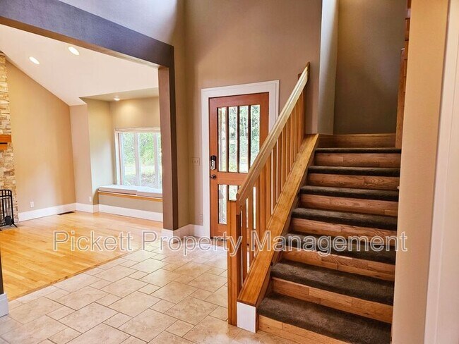 Building Photo - 27201 WA-3