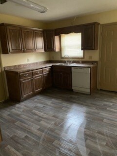 Kitchen - Vista Oaks Townhomes